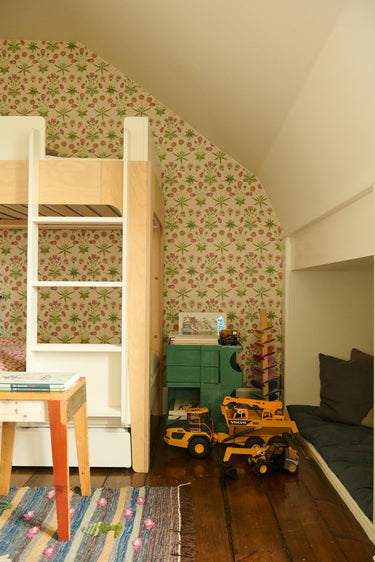 Vertical Ladder